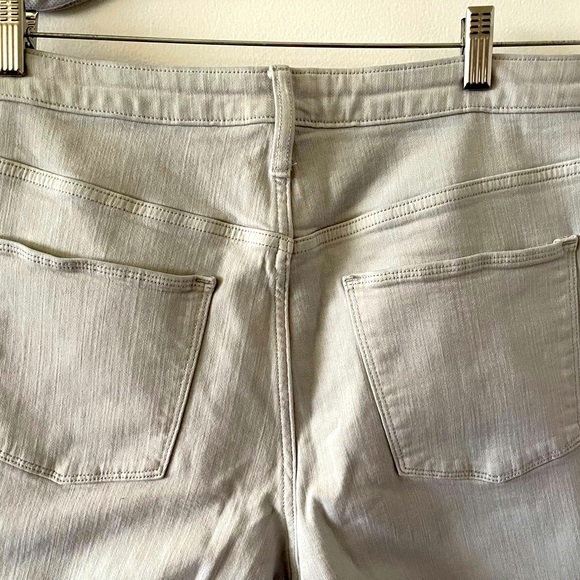 Gray Jean Leggings - Picture 4 of 7